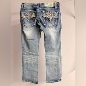 Grace in LA Women’s Denim Capri Pants, Size 26, Faded Blue; Sequins